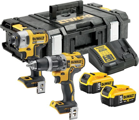 DEWALT Kit combo Brushless 18V XR avec 2 batteries 5Ah, DCK266P2-QW